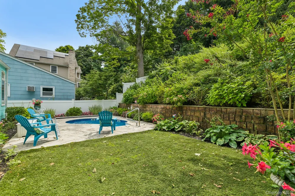 28 Forest Drive East Northport, NY 11731