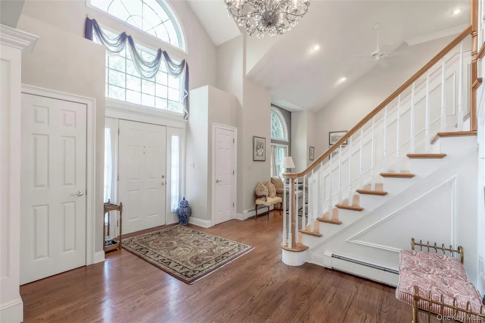14 Cobbler Lane East Setauket, NY 11733