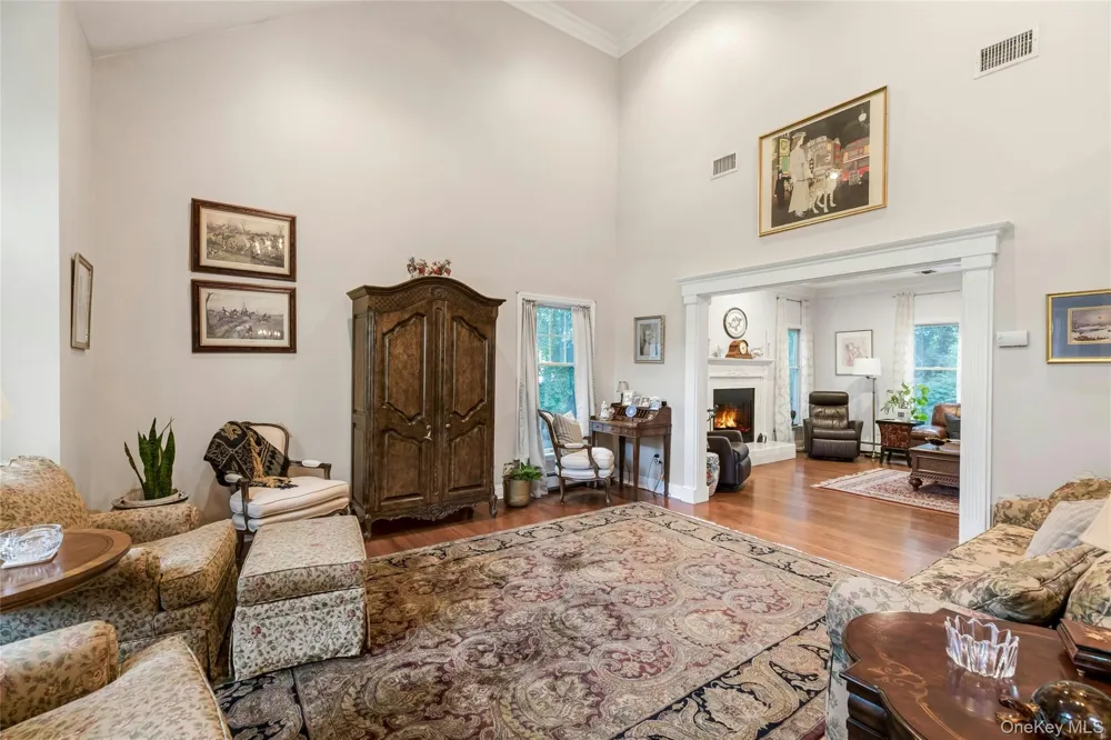 14 Cobbler Lane East Setauket, NY 11733