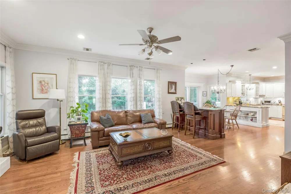 14 Cobbler Lane East Setauket, NY 11733