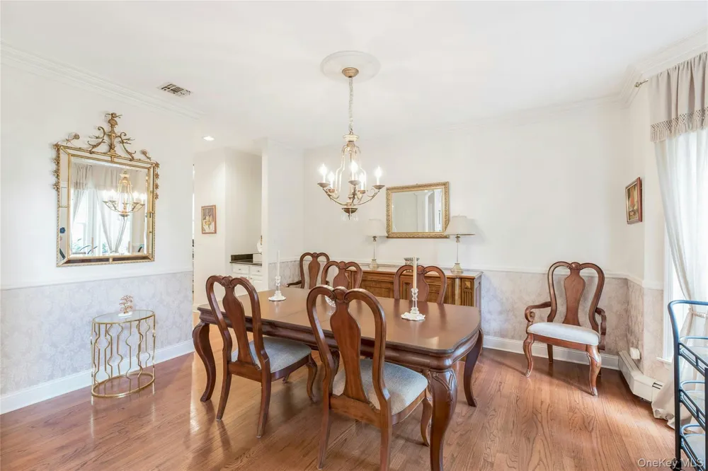 14 Cobbler Lane East Setauket, NY 11733