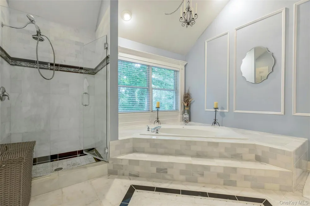 14 Cobbler Lane East Setauket, NY 11733