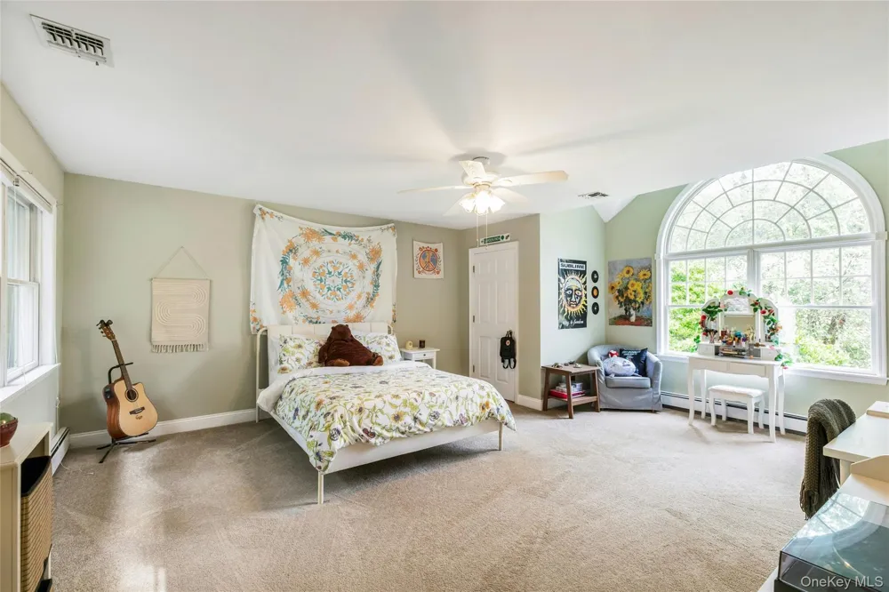 14 Cobbler Lane East Setauket, NY 11733