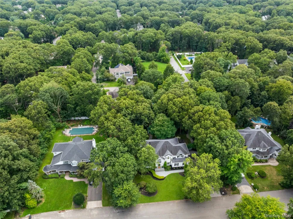 14 Cobbler Lane East Setauket, NY 11733