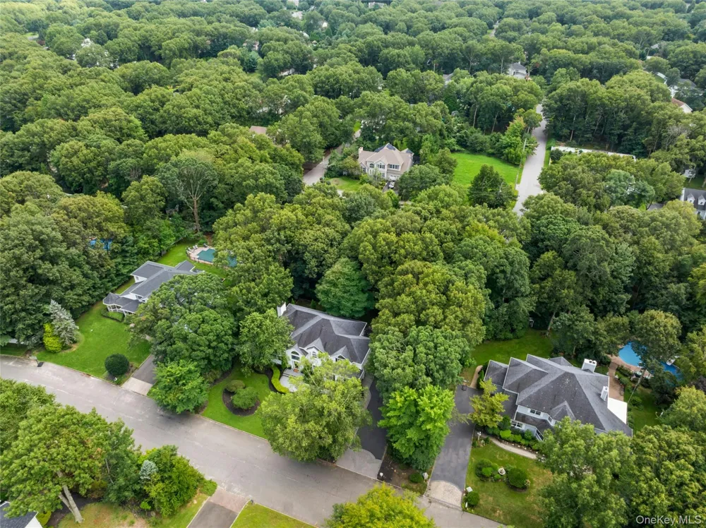 14 Cobbler Lane East Setauket, NY 11733