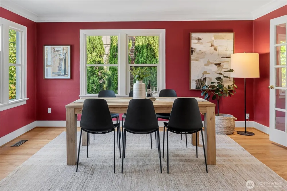 2650 Walnut Avenue SW Seattle, WA 98116