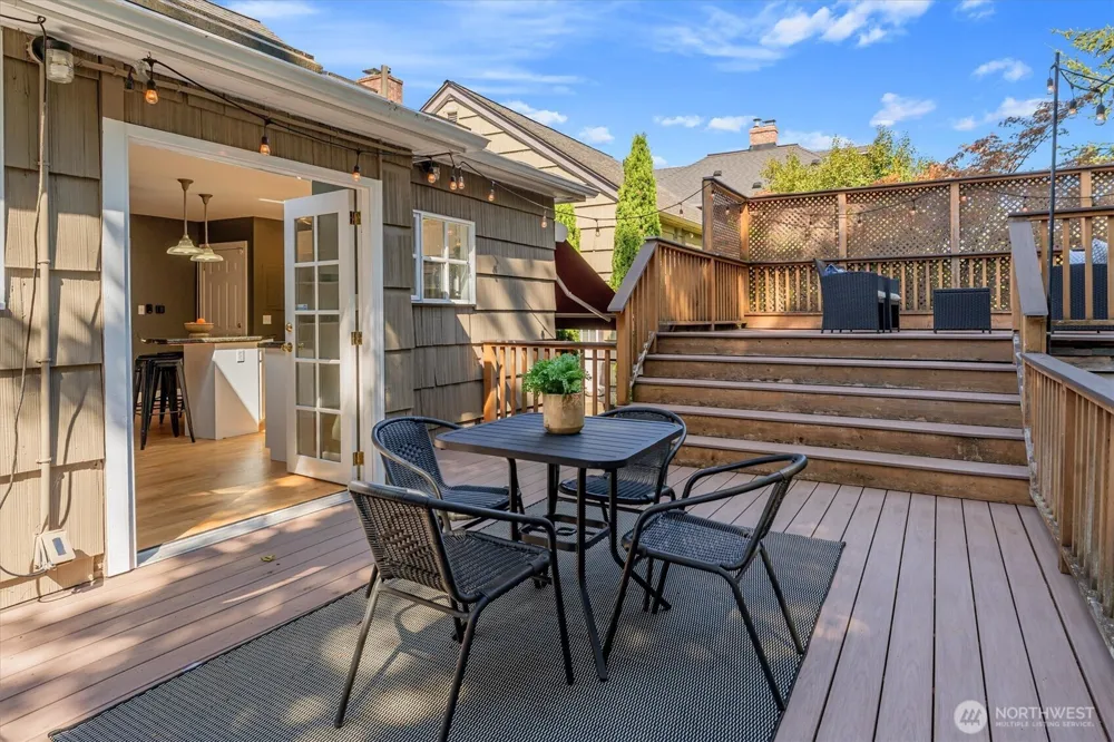 2650 Walnut Avenue SW Seattle, WA 98116