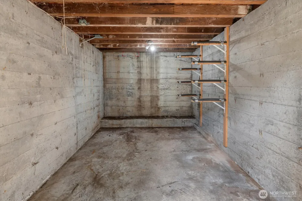 2650 Walnut Avenue SW Seattle, WA 98116