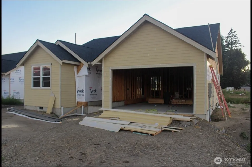 813 E 6th Nooksack, WA 98276