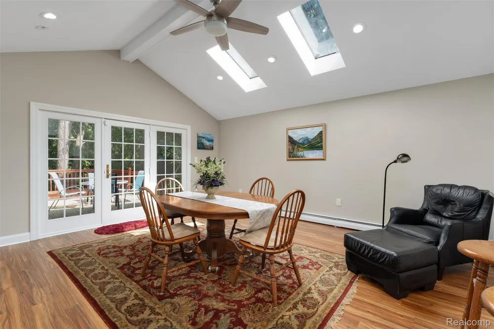 24800 Cromwell Drive Franklin Village, MI 48025