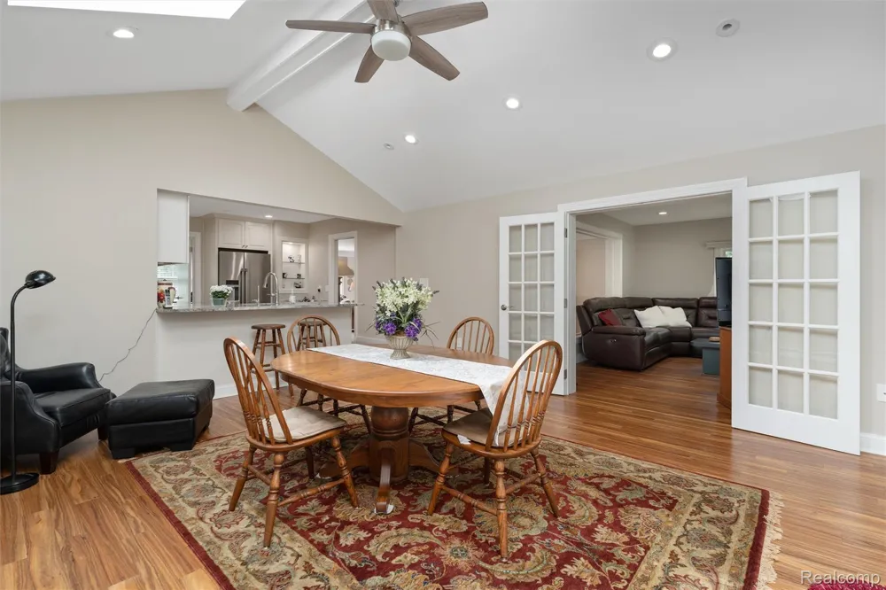 24800 Cromwell Drive Franklin Village, MI 48025