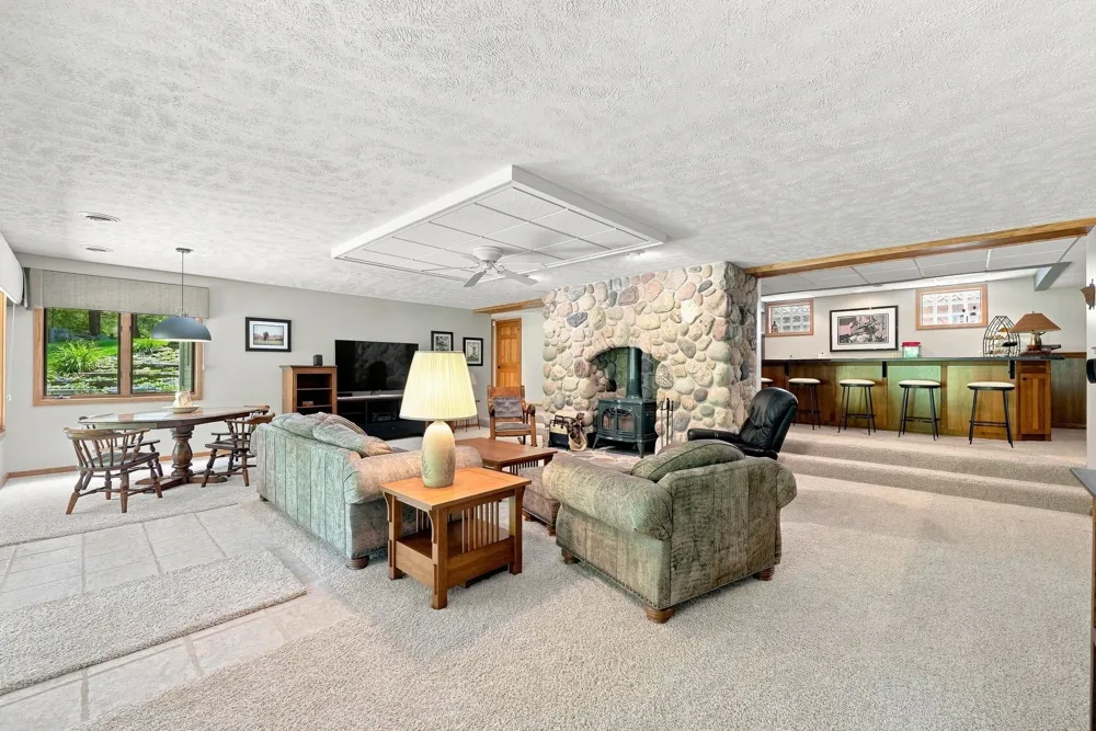 8979 Angell Road Whitewater Township, MI 49690
