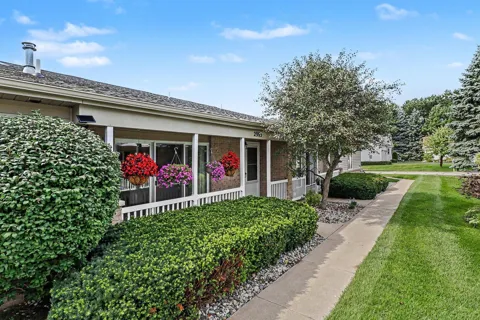 2985 Emerald Isle