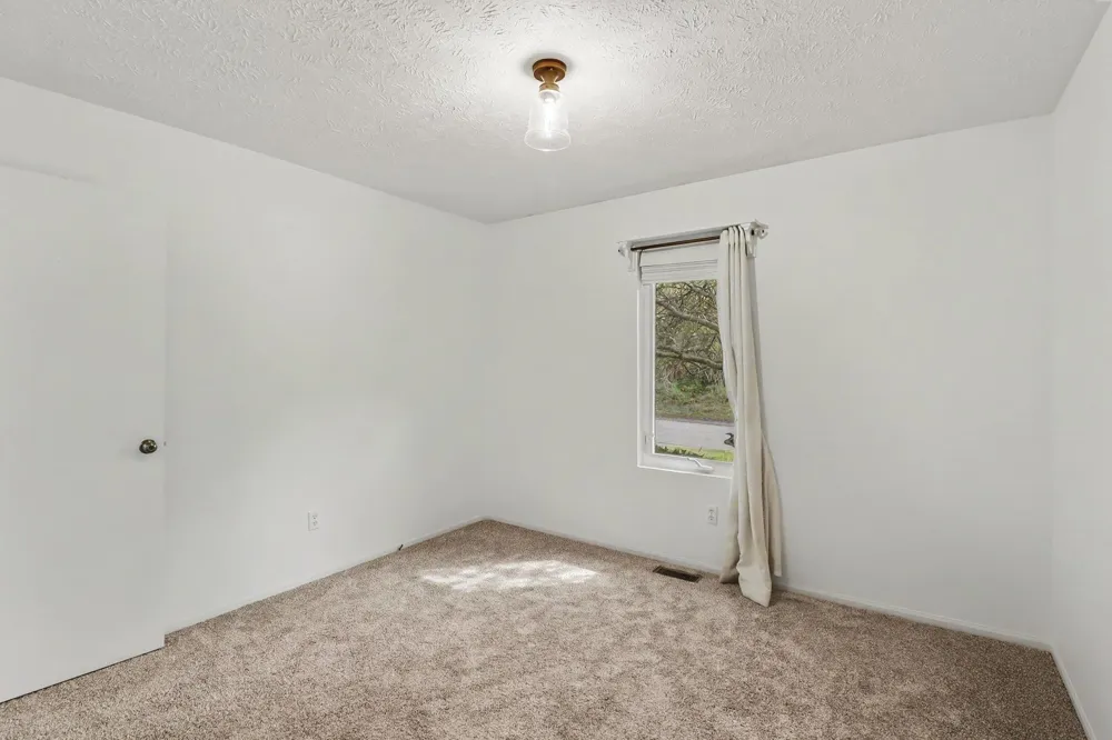 2985 Emerald Isle Garfield Charter Township, MI 49684