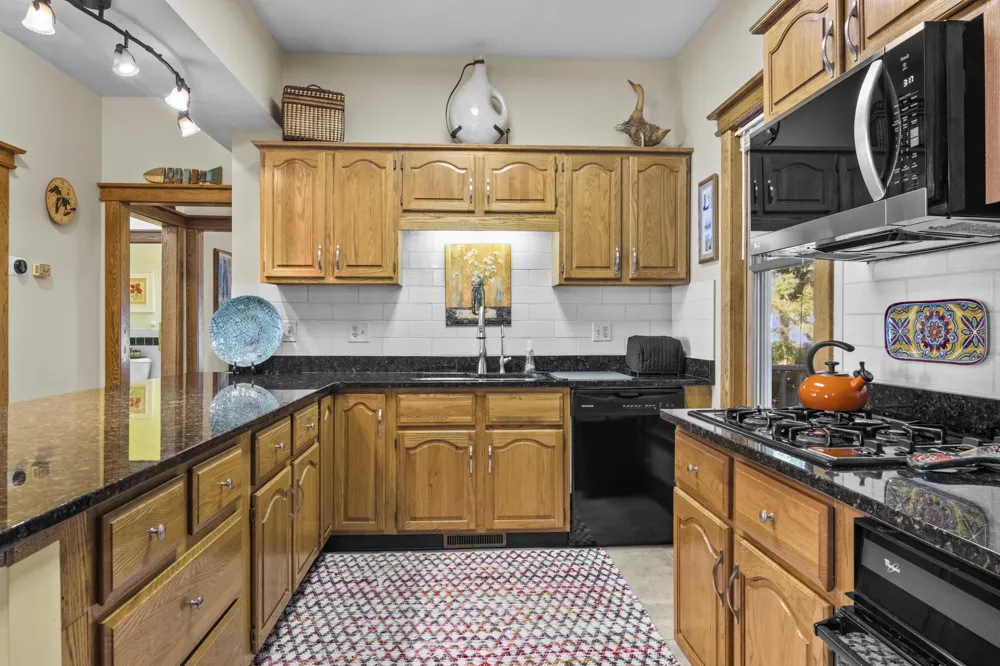 10888 Quin Sig A Mond Lane Central Lake Township, MI 49622