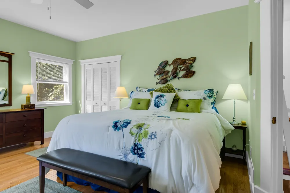 10888 Quin Sig A Mond Lane Central Lake Township, MI 49622