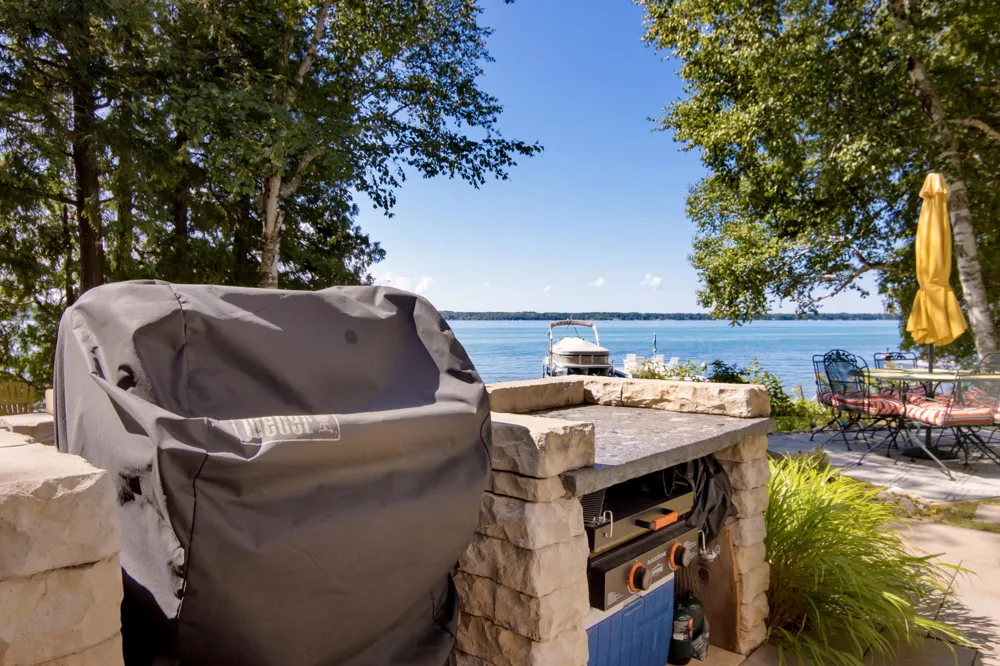 10888 Quin Sig A Mond Lane Central Lake Township, MI 49622