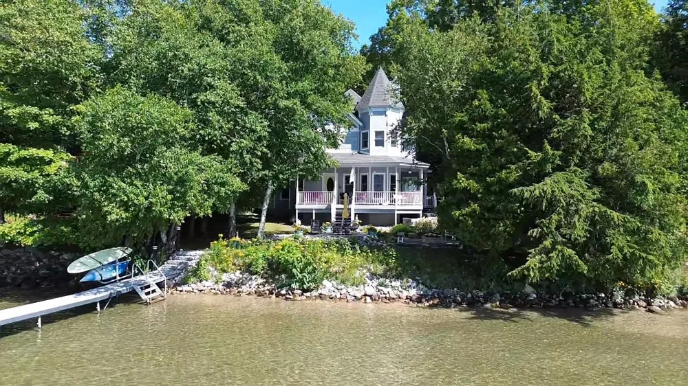 10888 Quin Sig A Mond Lane Central Lake Township, MI 49622