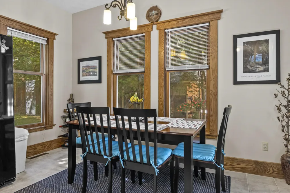 10888 Quin Sig A Mond Lane Central Lake Township, MI 49622