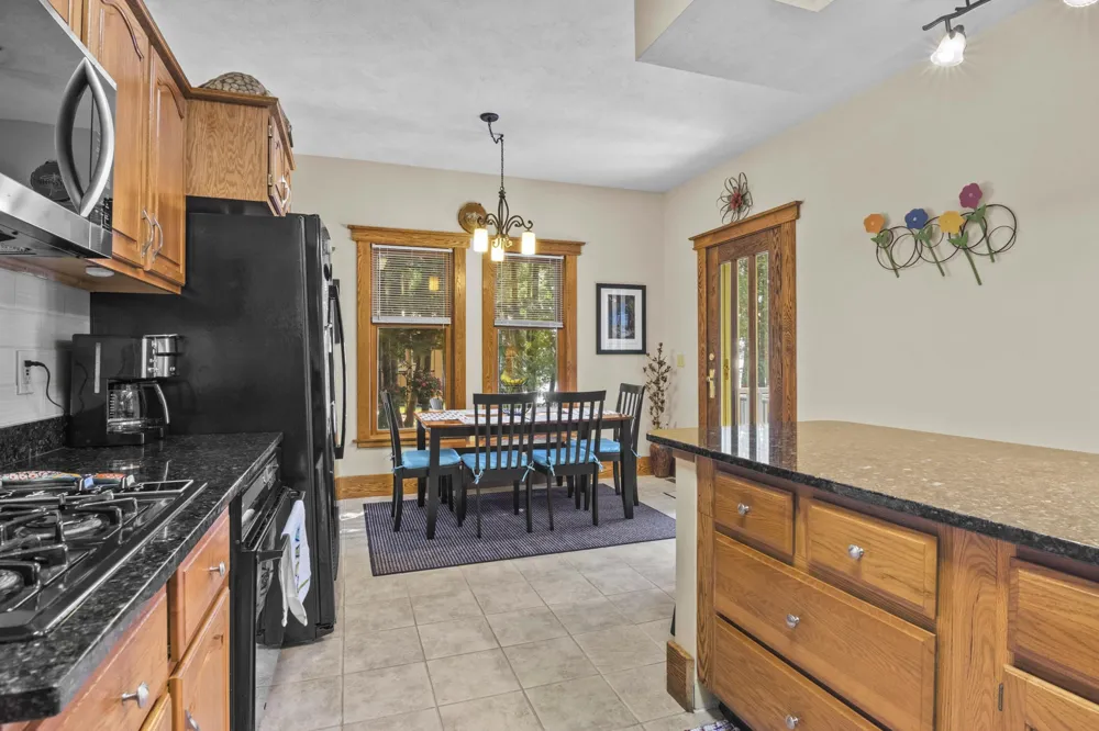 10888 Quin Sig A Mond Lane Central Lake Township, MI 49622