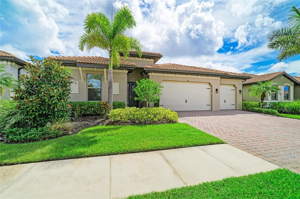 174 VERAZA COURT Nokomis, FL 34275