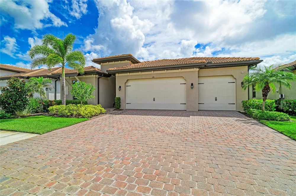 174 VERAZA COURT Nokomis, FL 34275