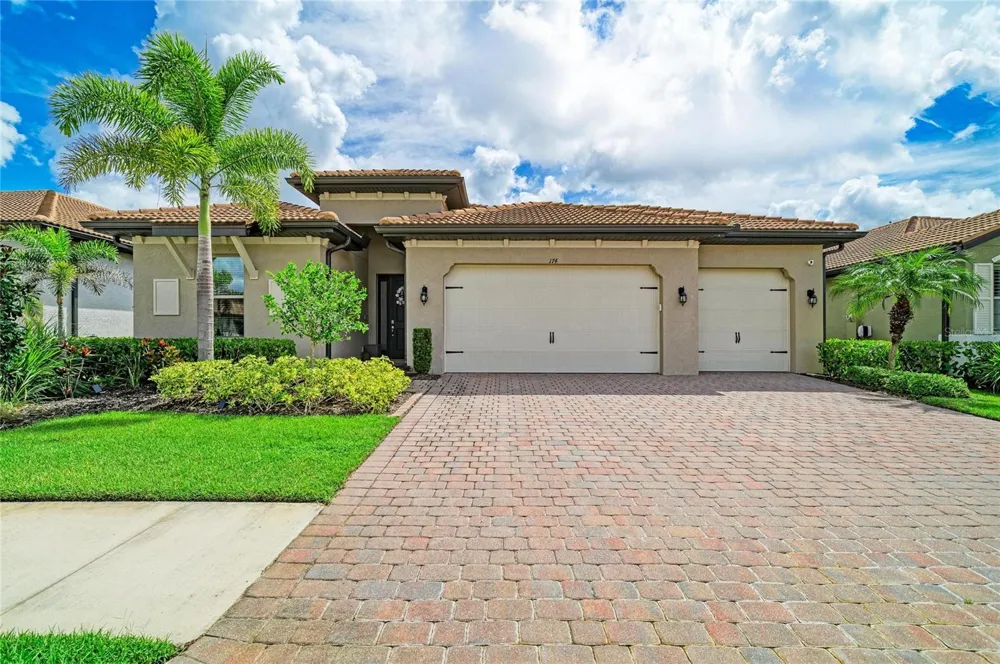 174 VERAZA COURT Nokomis, FL 34275