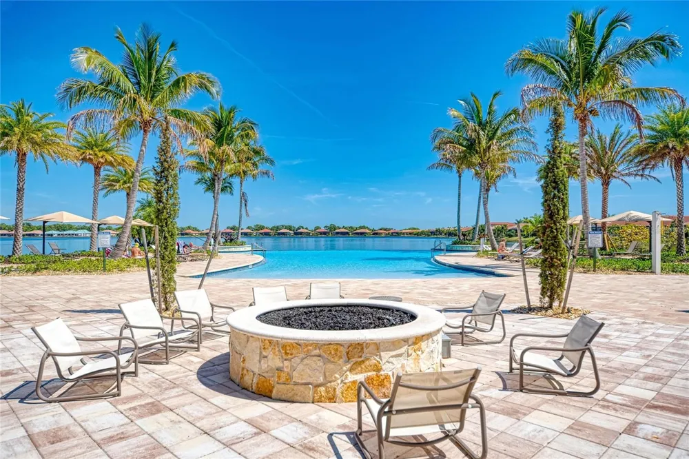 174 VERAZA COURT Nokomis, FL 34275