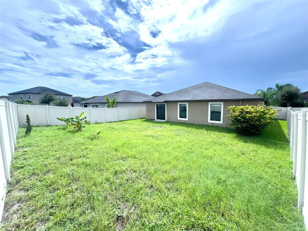 9746 SAGE CREEK DRIVE Ruskin, FL 33573