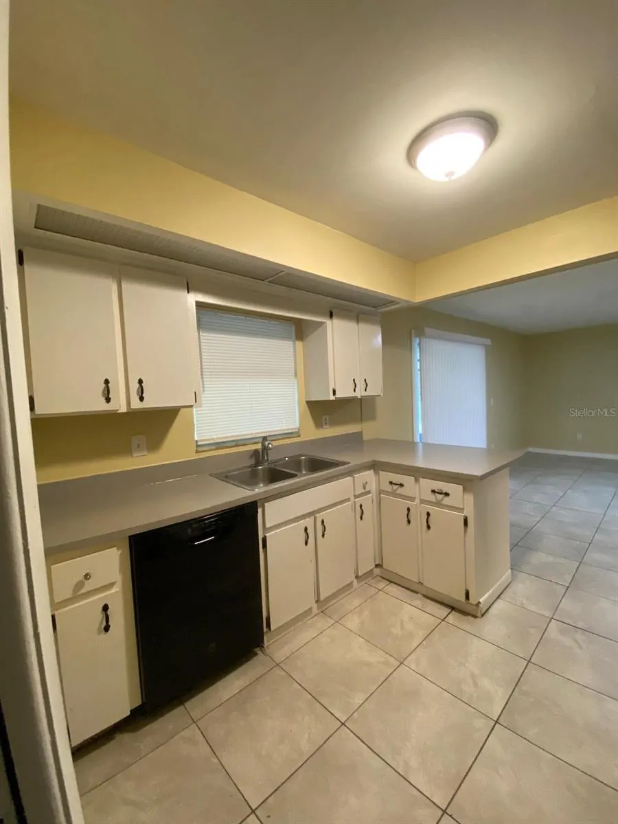3509 LORI LANE Lakeland, FL 33801