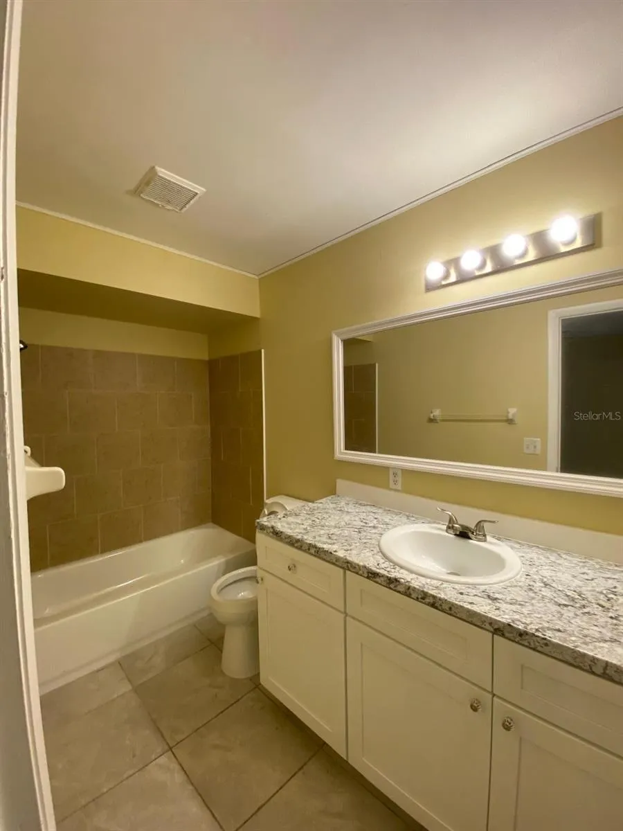 3509 LORI LANE Lakeland, FL 33801