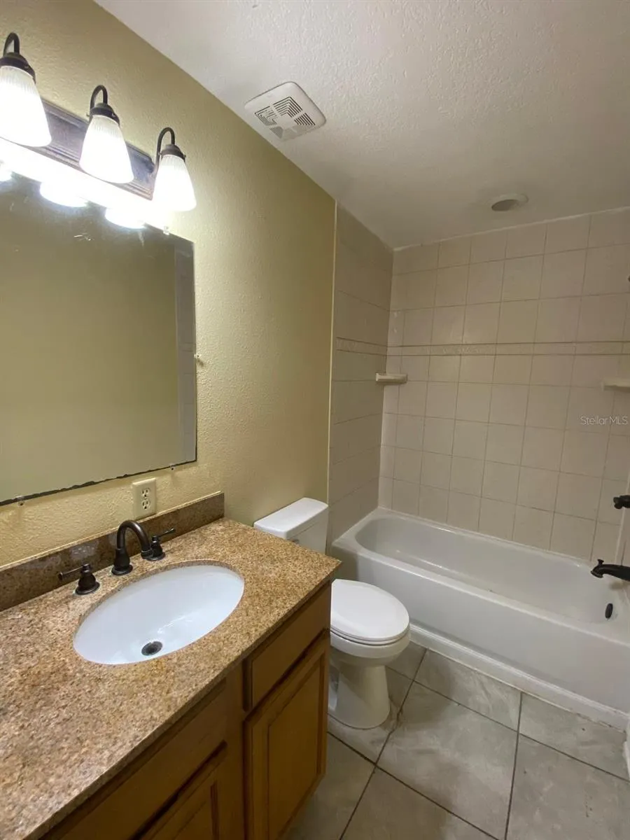 3509 LORI LANE Lakeland, FL 33801