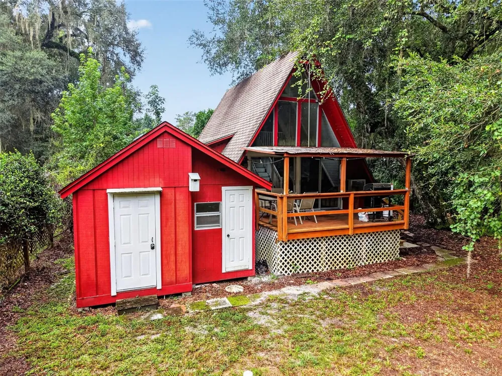 10388 SW 64TH AVENUE Bushnell, FL 33513