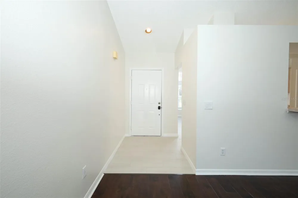 1042 PIEDMONT LAKES BOULEVARD Apopka, FL 32703
