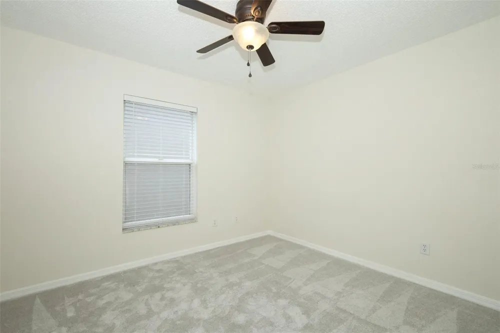 1042 PIEDMONT LAKES BOULEVARD Apopka, FL 32703