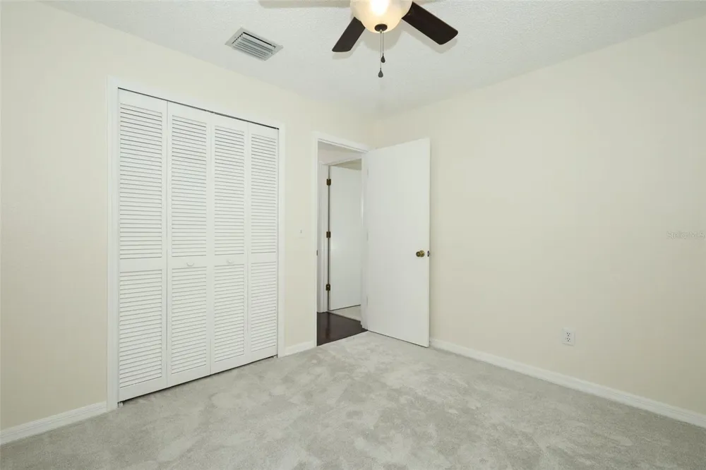 1042 PIEDMONT LAKES BOULEVARD Apopka, FL 32703