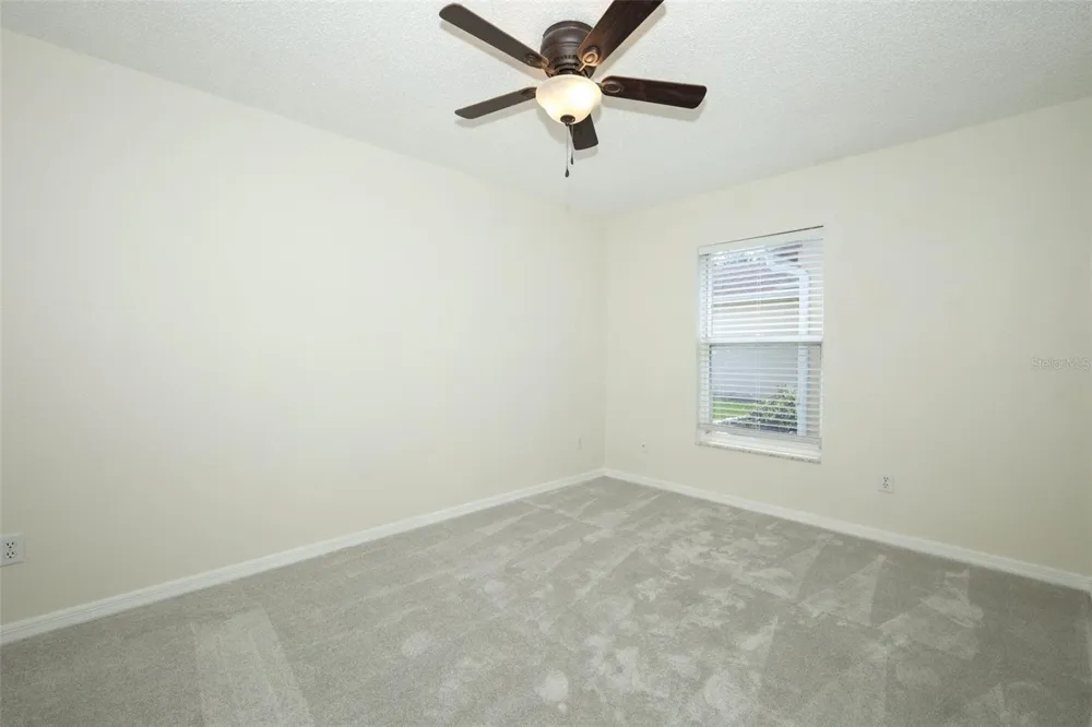 1042 PIEDMONT LAKES BOULEVARD Apopka, FL 32703