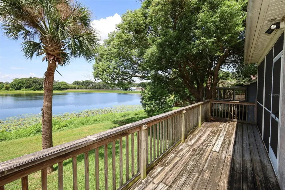 1042 PIEDMONT LAKES BOULEVARD Apopka, FL 32703