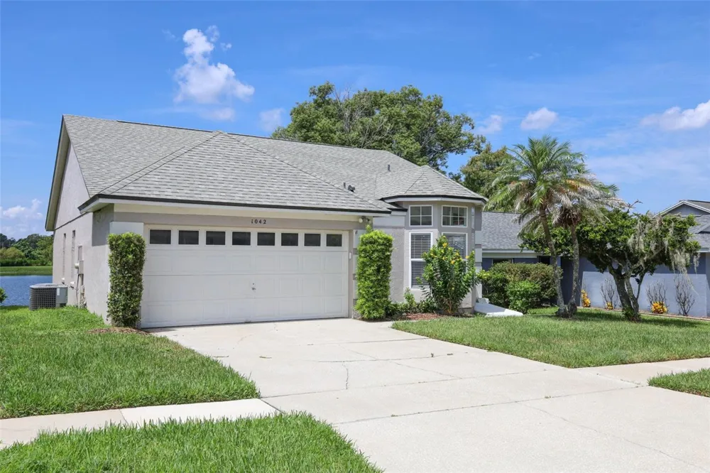 1042 PIEDMONT LAKES BOULEVARD Apopka, FL 32703