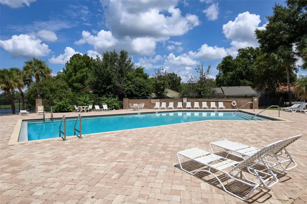 1042 PIEDMONT LAKES BOULEVARD Apopka, FL 32703