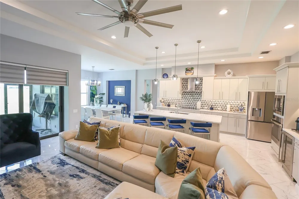 492 ADAMS VIEW LANE Auburndale, FL 33823