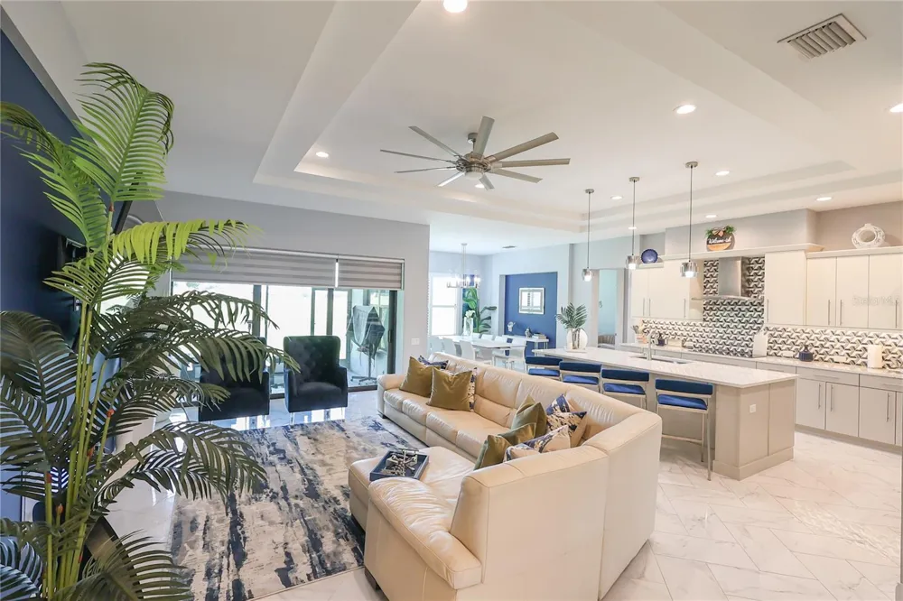 492 ADAMS VIEW LANE Auburndale, FL 33823