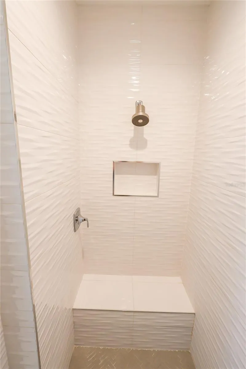 492 ADAMS VIEW LANE Auburndale, FL 33823