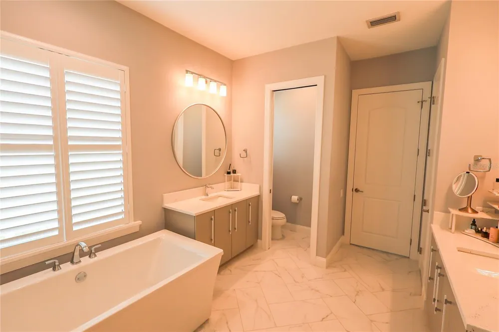 492 ADAMS VIEW LANE Auburndale, FL 33823