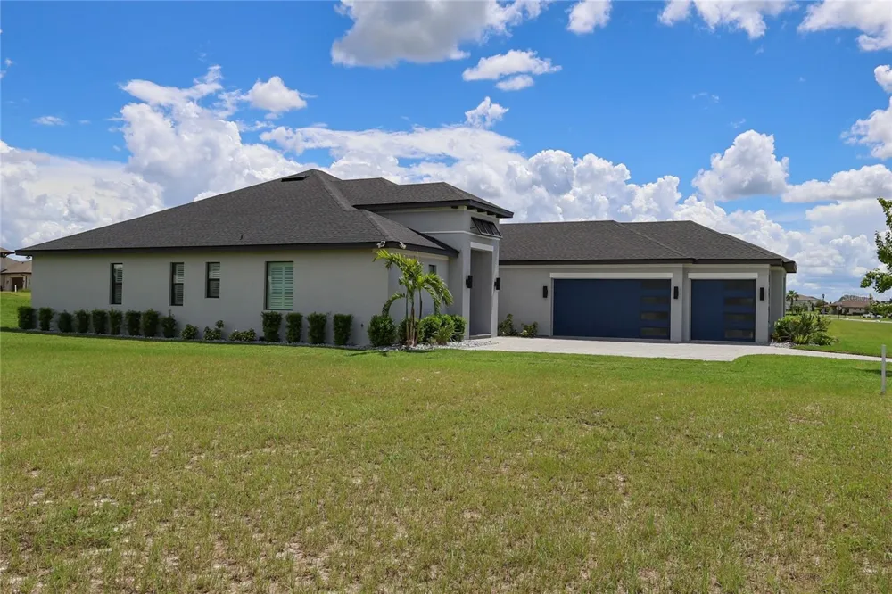 492 ADAMS VIEW LANE Auburndale, FL 33823