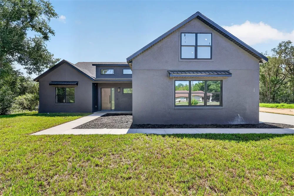 60 GUAVA PASS Ocklawaha, FL 32179
