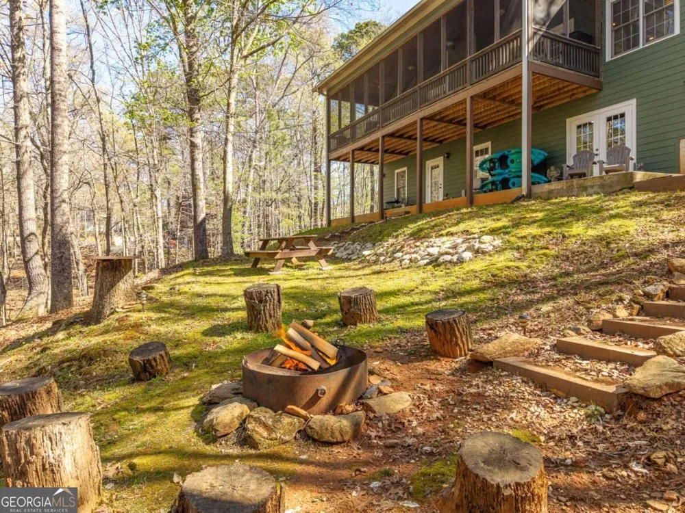 144 Monet DR Ellijay, GA 30540