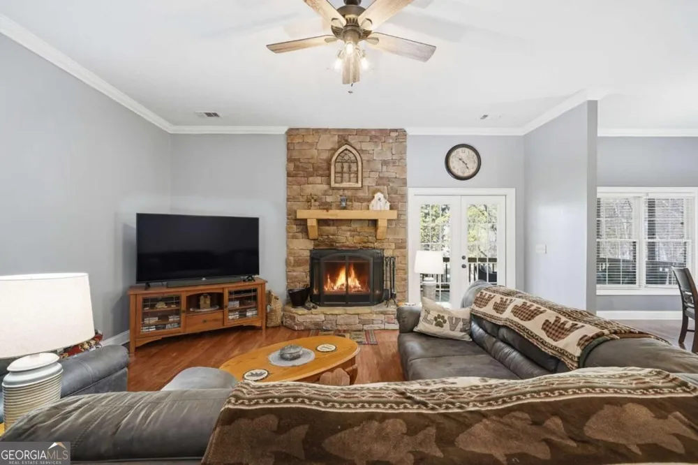 144 Monet DR Ellijay, GA 30540