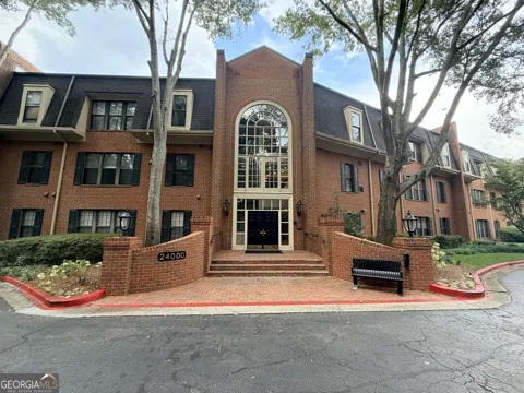 24216 Plantation DR NE