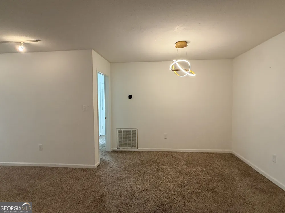 24216 Plantation DR NE Atlanta, GA 30324